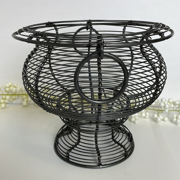 French Wire Pedestal Large Bowl Basket Farmhouse Decor - Picture 4 of 10